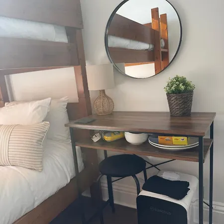 Shemara Πανσιόν Κέσγουικ